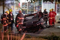 ¡Otra más! Vuelca camioneta Cybertruck en Guadalajara, Jalisco; hay 4 heridos