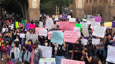 Cientos de mujeres salieron a protestar en Morelia, Uruapan, Gabriel Zamora, Apatzingán, Zinapécuaro