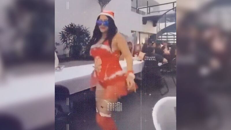 Acusan a policías de Córdoba, Veracruz, de llevar a una ‘stripper’ a su posada