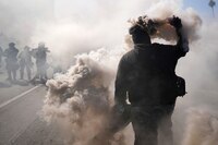 Protestas migrantes: Gobernador de California planea demanda contra Trump