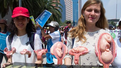 Solo Mikel Arriola ha dicho abiertamente que está en contra del aborto