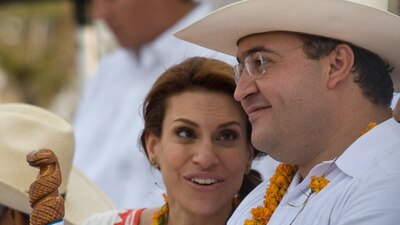 Los familiares de Karime Macías de Duarte están involucrados en la red de desvíos y desfalcos de la entidad