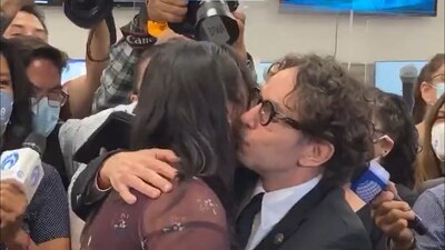 Evitó hablar de Salma Luévano, legisladora con la que ha tenido conflictos