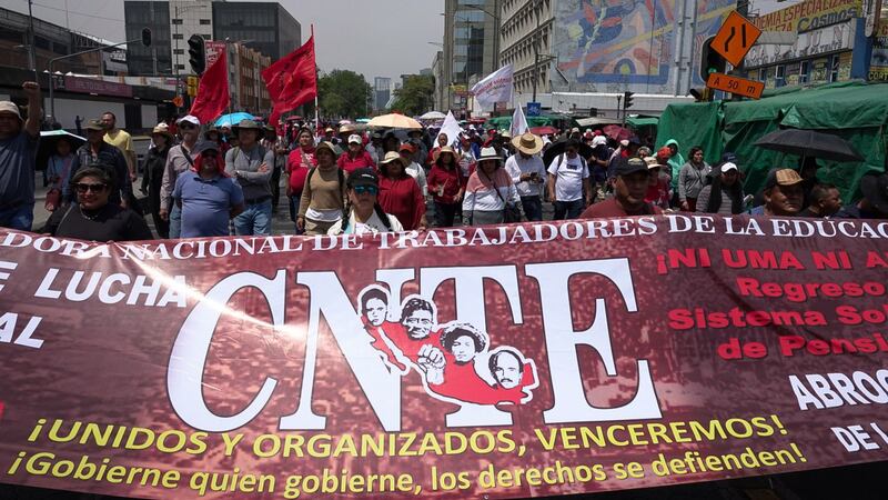 CNTE llama a maestros que siguen en los estados a “fortalecer” el plantón del Zócalo de la CDMX