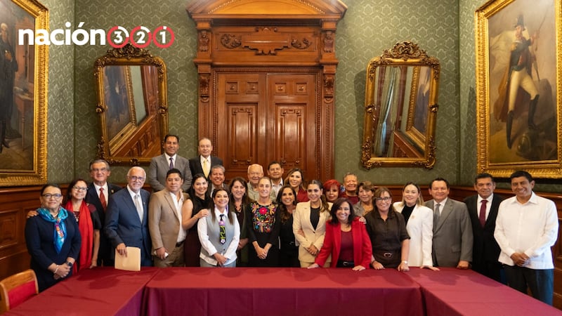 Sheinbaum se reúne con gobernadores incorporados al IMSS Bienestar para revisar avances
