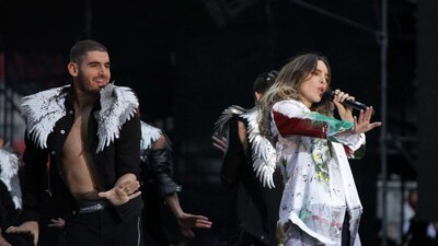 La cantante fue estelar en el cierre de AMLO
