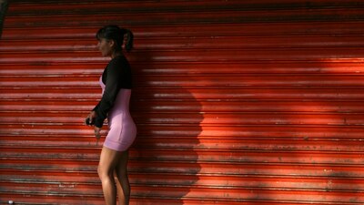La CNDH exhortó a las autoridades de los tres niveles frenar los servicios a domicilio