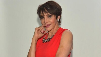 La actriz, Maribel Fernández, reclamó que el banco no está respondiendo a los cargos