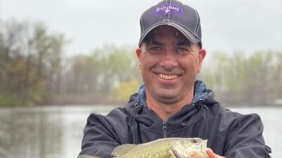 Corey era un excomandante de bomberos local; izarán banderas a media asta en su honor