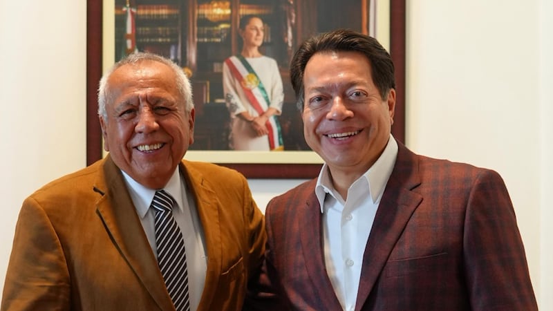 “Es un funcionario ejemplar”: Exdirector del INM recibe dirección en la SEP