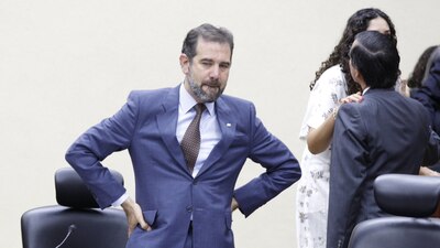 El consejero presidente del INE aseguró la intención del presidente no es quitarle facultades al instituto