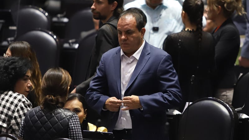 ¿Tras ‘juego de pádel’ de Cuauhtémoc, obligan a diputados de Morena a asistir presencialmente?