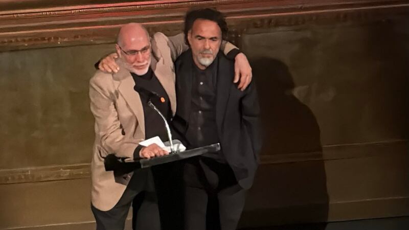 ‘Amores perros’ celebra 25 años con la reconciliación de Iñárritu y Arriaga