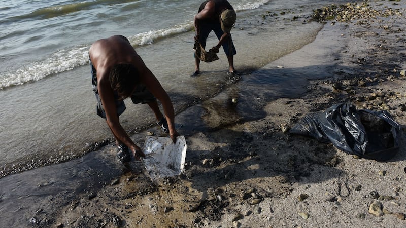 Sheinbaum rechaza fuga de hidrocarburo desde Cantarell