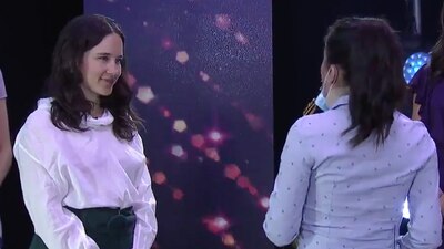 A seis meses de haber sido atacada con ácido, 'Malena' volvió a tocar el saxofón