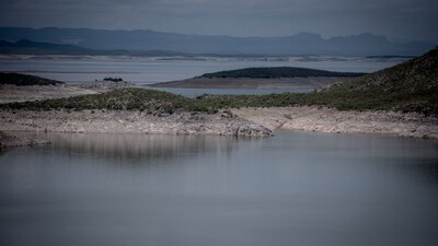 La presa fue tomada por agricultores el pasado 14 de septiembre, lo que ha desatado un conflicto por el uso del agua