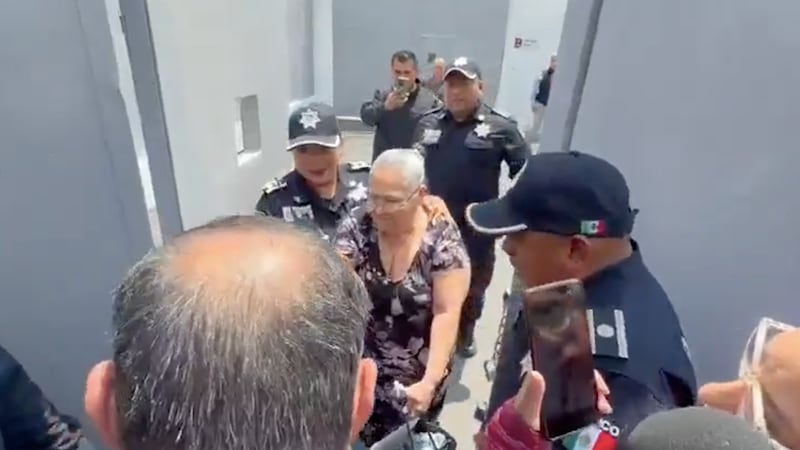 Doña Carlota abandona el penal de Chalco para iniciar la prisión domiciliaria