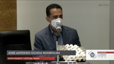 El panista reclamó a morenistas la presidencia de la Junta de Coordinación Política en el Congreso de Durango