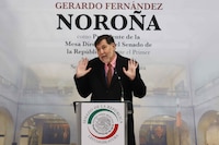 “Quien se quiera hacer famoso que lo haga”: Noroña advierte que grabará a quienes lo confronten