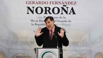 CIUDAD DE MÉXICO, 13DICIEMBRE2025.- El senador Gerardo Fernando Noroña durante su participación en la Ceremonia oficial de la develación de su retrato oficial como presidente de esta Cámara durante el Primer Año de Sexenio de la Sexagésima de la Legislatura. El acto de realizó en la sede de Xicoténcatl.
FOTO: GRACIELA LÓPEZ/CUARTOSCURO.COM