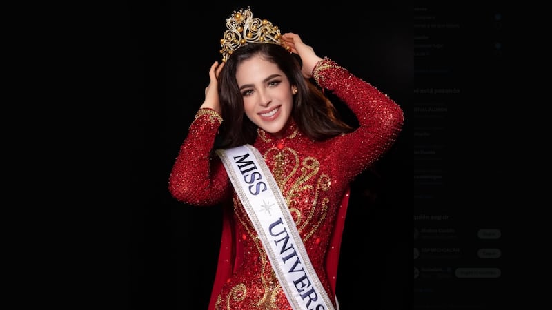 Pemex felicita a la Miss Universo Fátima Bosch y desata ola de críticas en redes