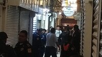 Asesinan a balazos a joven frente a su madre en mercado de la colonia Morelos