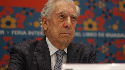 En abril del año pasado el escritor estuvo internado por complicaciones con el COVID