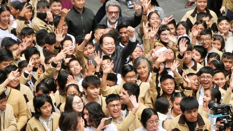 SEP arranca estrategia nacional "Maratones por la Lectura"
