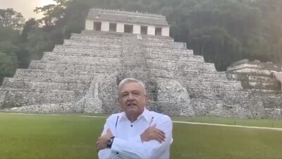 Andrés Manuel López Obrador mandó una felicitación a todos los mexicanos por la llegada del Año Nuevo
