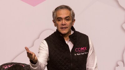 Mancera ya dijo que están investigando el hackeo a su cuenta de banco