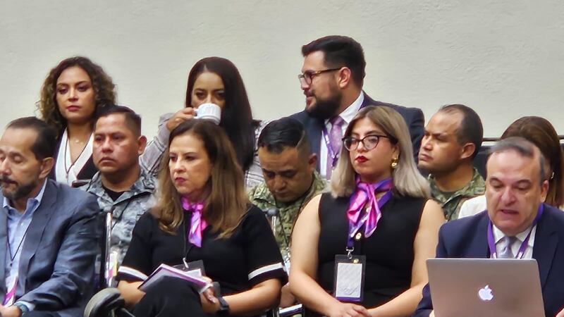 Consejeros no fueron informados sobre presencia de militares en la sesión del INE