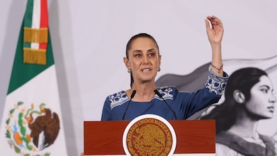 CIUDAD DE MÉXICO, 29MAYO2026.- Claudia Sheinbaum Pardo, presidenta de México, encabezó la conferencia Mañanera del Pueblo en la que se entregaron los boletos a las ganadoras del concurso de dominadas a nivel nacional para poder asistir a un partido del Mundial 2026.
FOTO: GALO CAÑAS/CUARTOSCURO.COM