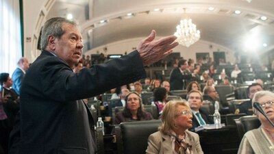 Porfirio Muñoz Ledo fue el comisionado del gobierno capitalino para liderar la redacción del proyecto constitucional