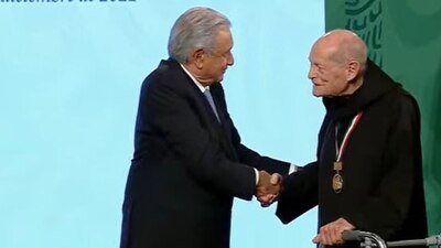 Andrés Manuel López Obrador y Fray Gabriel Chávez de la Mora