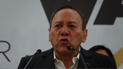 El dirigente del PRD cuestionó la actuación de la Sedena tras el hackeo