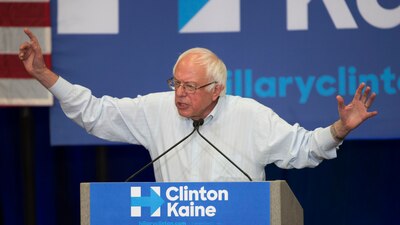 El representante por Vermont pidió a sus seguidores unirse y movilizarse contra el racismo y la xenofobia