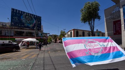 El responsable huyó a bordo de una motocicleta y hasta el momento no ha sido identificado ni detenido