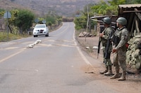 Jalisco: Operativo vs. narcobloqueos, ¿buena idea, mala implementación?