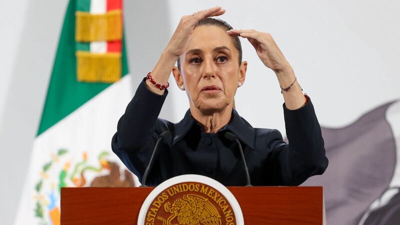 Sheinbaum llama “escritora de ciencia ficción” a Anabel Hernández tras fallo a favor de Televisa