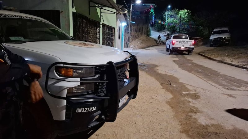 Abandonan cadáver de agente de la GN en Acapulco; tenía huellas de tortura y balazos en la cabeza