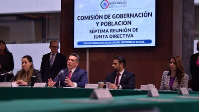 El dirigente reconoció a los legisladores por presentarse a la reunión de la Comisión