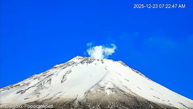 GALERÍA: Popocatépetl se viste de blanco y regala postales únicas para esta Navidad