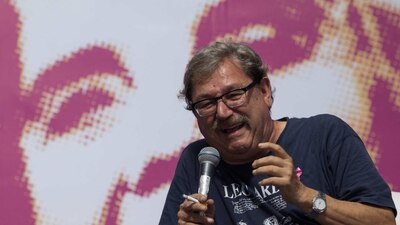 El escritor ha sido blanco de críticas por sus polémicas declaraciones