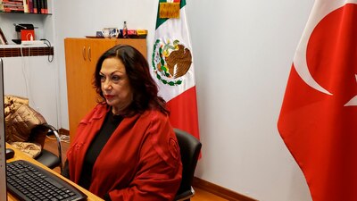 "¡Es tu trabajo y vas a hacer lo que yo diga!", se escucha decir a la diplomática mexicana en Turquía
