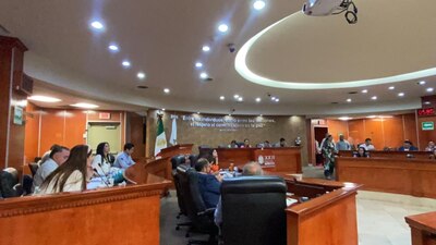 En aprobar la reforma para mantener al ejército en las calles
