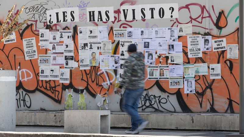 Gobierno prioriza rescatar a funcionarios que a miles de desaparecidos, denuncian activistas