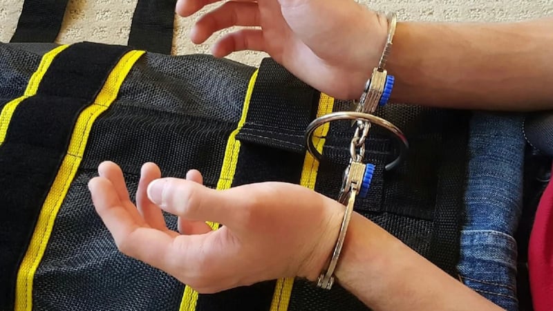 ICE presume “deportación récord” de migrantes cubanos pese a que Díaz-Canel ‘no quería’