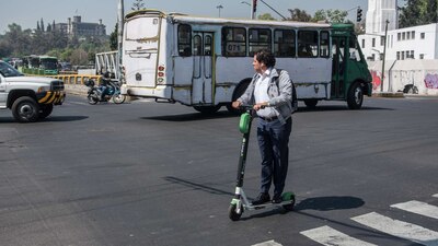 La crítica principal a este medio de transporte es relativa a los lineamientos para su uso