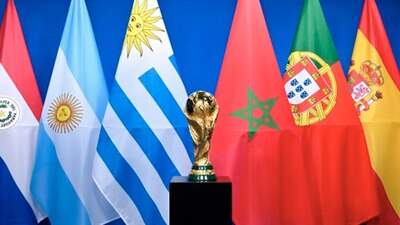En la foto oficial lucen las banderas de 6 países