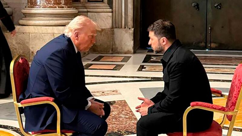 Trump y Zelensky firman acuerdo para crear un fondo de inversión para la recuperación económica de Ucrania